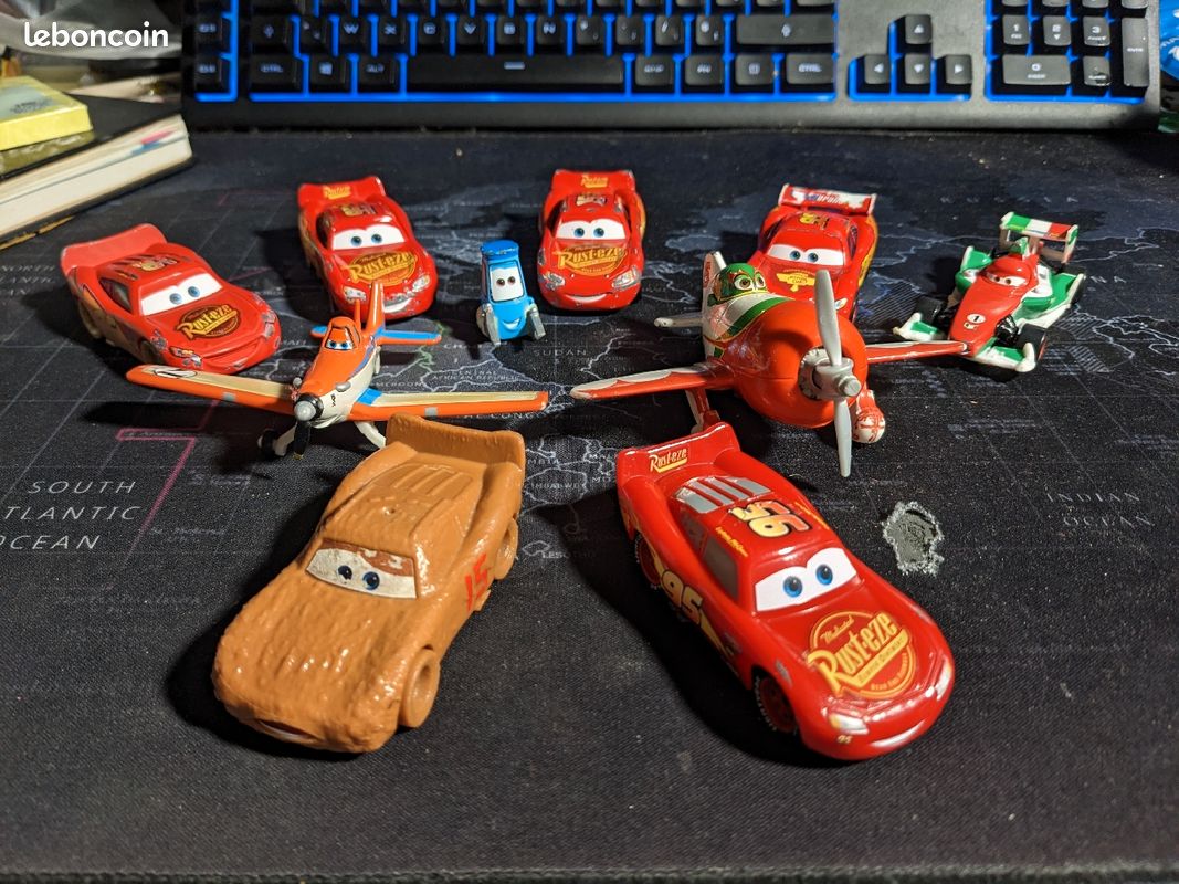 Lot de 10 Véhicules Disney : Cars - Mattel (image 1)