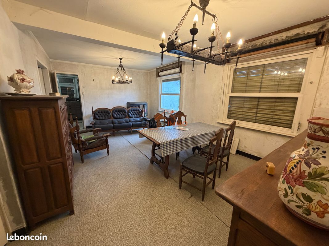 Maison 6 pièces 106 m² · à Wallers · 106 m² · 85 000 €