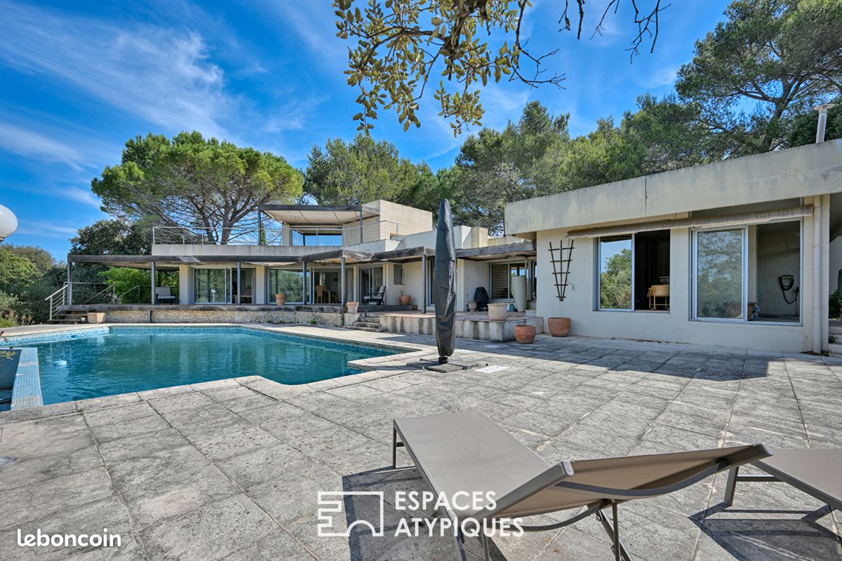 Maison 5 pièces 215 m² · à Nîmes · 215 m² · 695 000 €