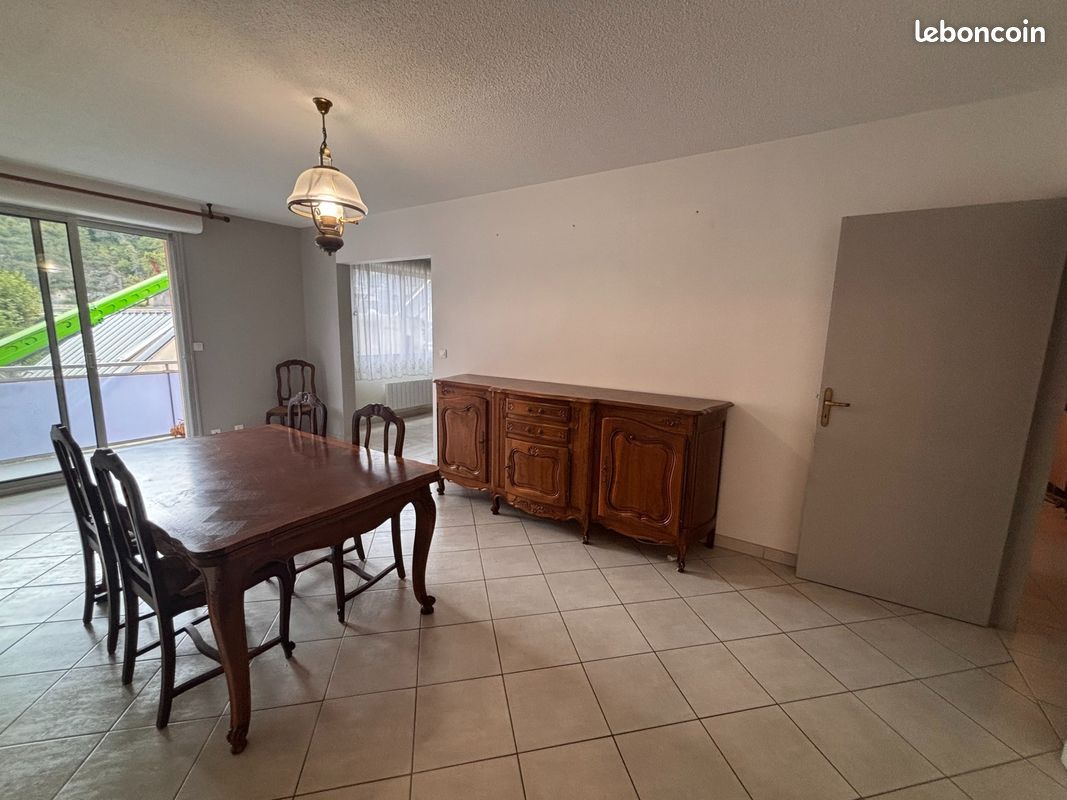 Appartement 3 pièces 74 m² · à Cahors · 74 m² · 130 000 €
