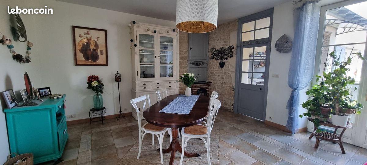 Maison 6 pièces 182 m² · à Saint-Jean-d'Hermine · 182 m² · 238 350 €