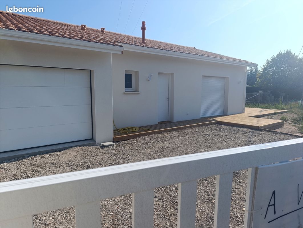 Maison 4 pièces 100 m² · à Salles · 100 m² · 330 000 €