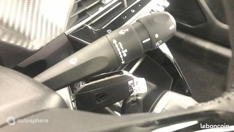 Peugeot 208 1.2 100ch Style S&S (image 24)