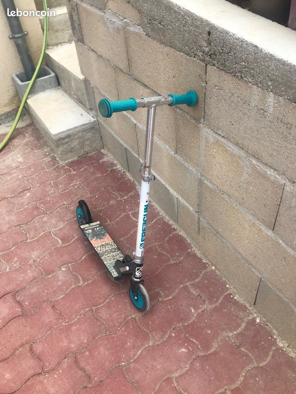 Trottinette enfant (image 1)