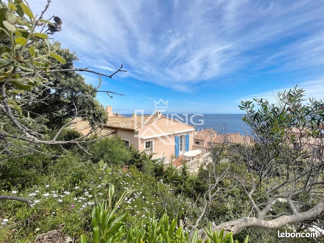 Maison 6 pièces 212 m² · à Saint-Raphaël · 212 m² · 1 397 000 €