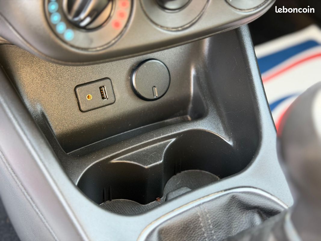 Opel Corsa E 1.4 90ch Innovation - Car Play - GPS - Clim - Révisée & Garantie 6 mois (image 22)
