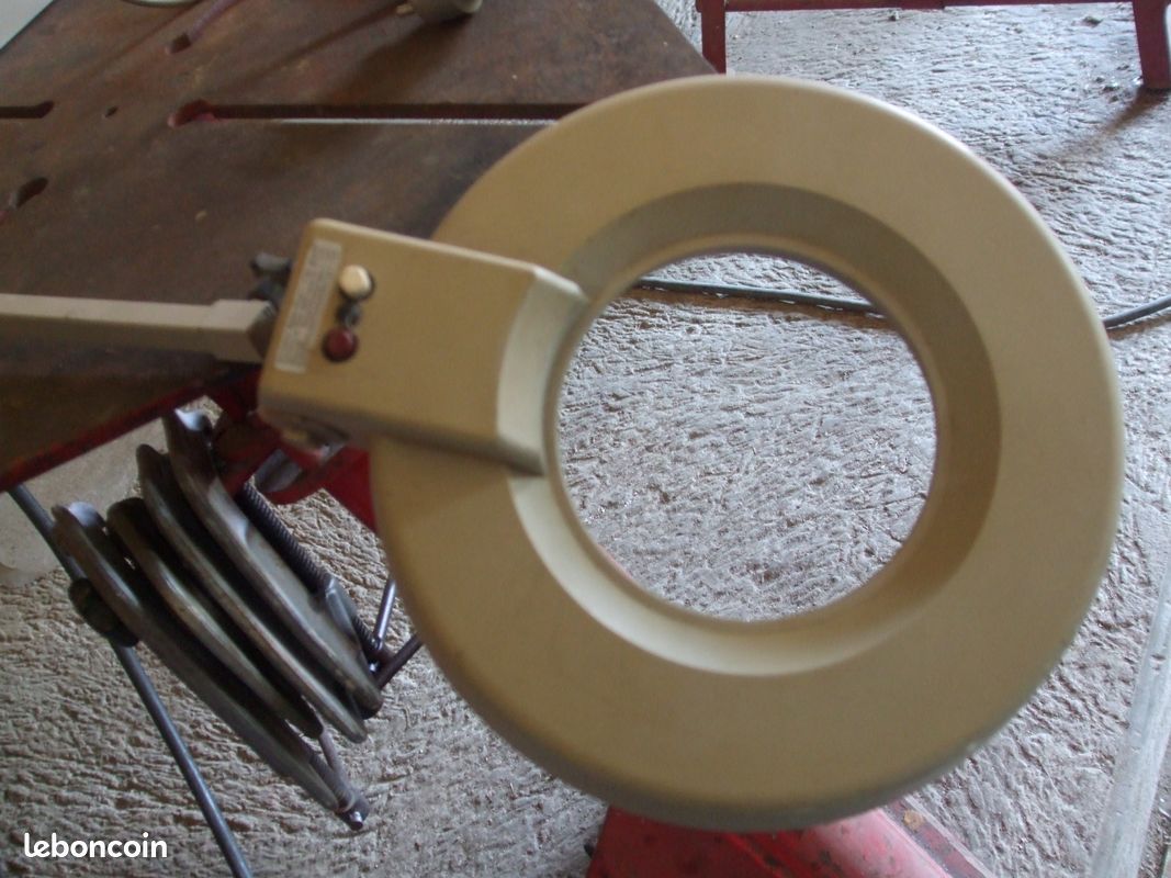 1 lampe articulée d'etabli (image 3)