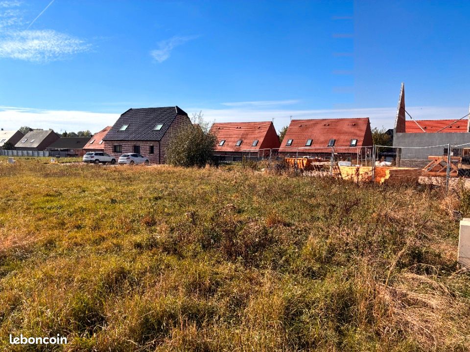 Terrain 383 m² · à Saultain · 79 500 €