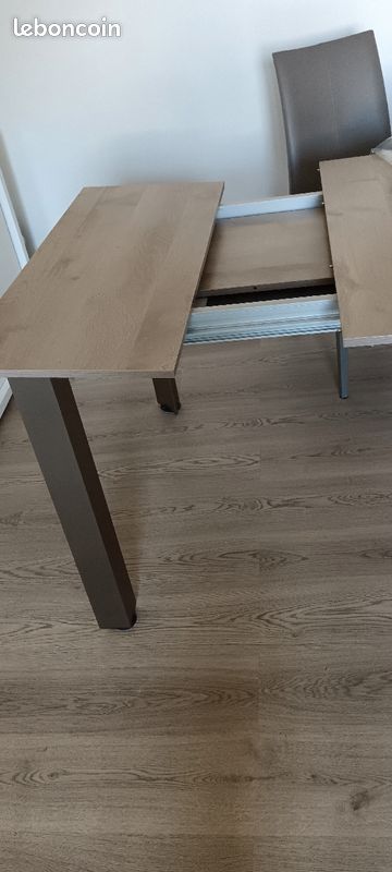 Table de salle à manger (image 9)