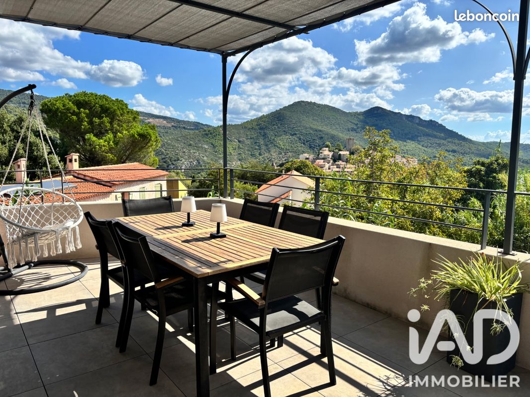 Maison 5 pièces 130 m² · au Revest-les-Eaux · 130 m² · 649 000 €