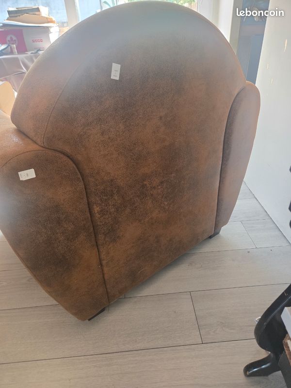 Fauteuil club VICTORY III style Chesterfield – comme neuf (image 3)