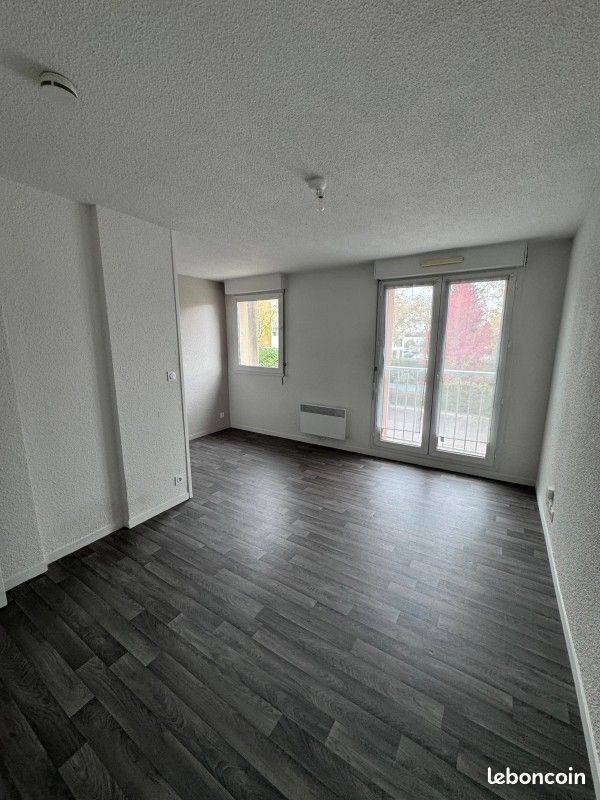 Studio 1 pièce 24 m² - Limoges 87000 (image principale 0)