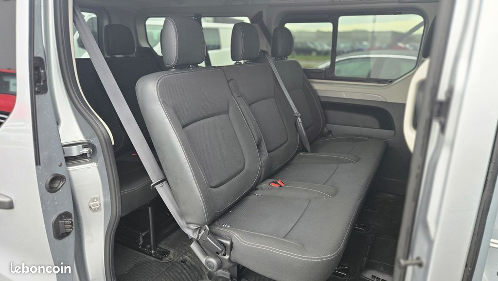 Renault Trafic Combi 2.0 Bluedci 150Ch Bvm6 Intens 9 places (image 5)