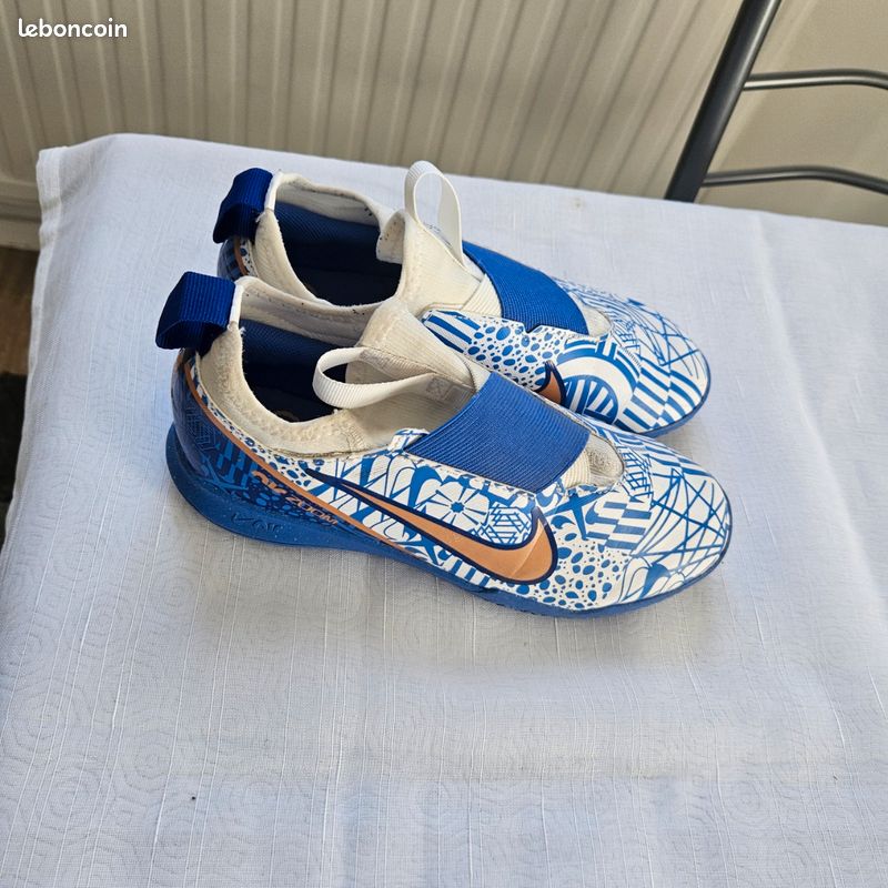 Chaussures de sport Nike sans lacets pour enfant Sport Plein air