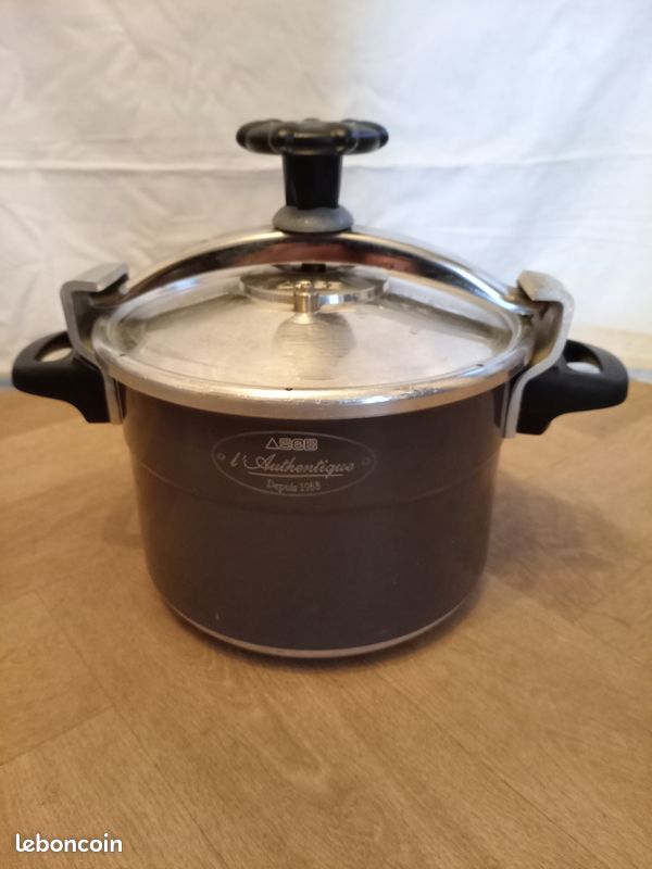Cocotte Minute SEB 8 Litres Du 05/1992 Vintage