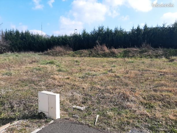 Terrain 225 m² Combs La Ville