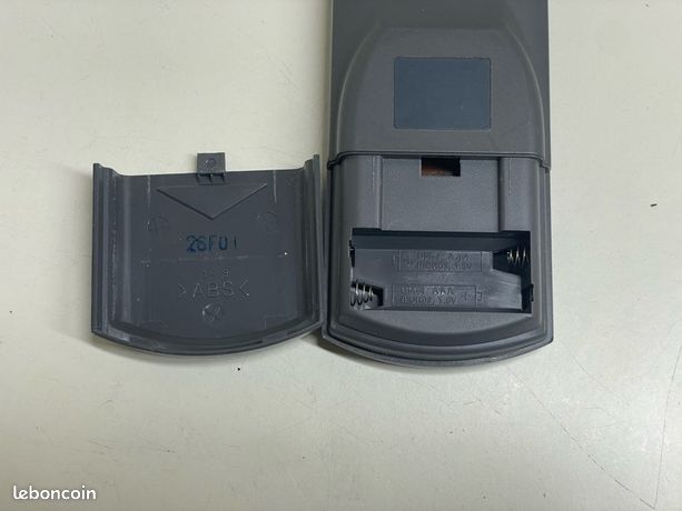 Télécommande Officielle Toshiba VT-401EF Pour Magnétoscope VHS - D'occasion Avec Garantie 6 Mois