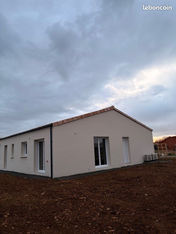 Maison 4 pièces 90 m² · à Aiffres · 90 m² · 260 000 €