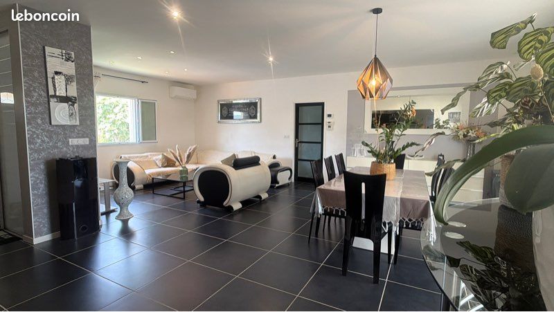 Maison 10 pièces 172 m² · à Prudhomat · 172 m² · 435 000 €