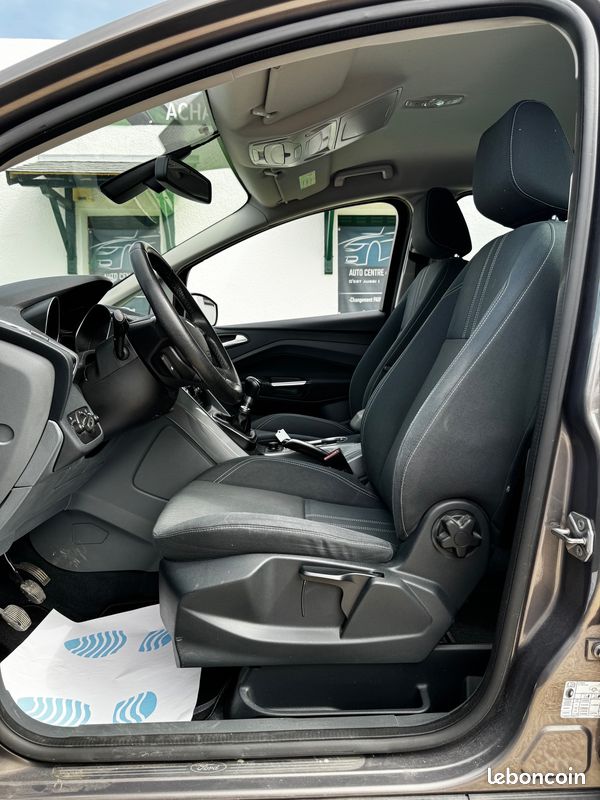 Ford C-max 1.6 SCTI 150 CV S&S ECOBOOST TITANIUM DISTRIBUTION EFFECTUÉE (image 8)