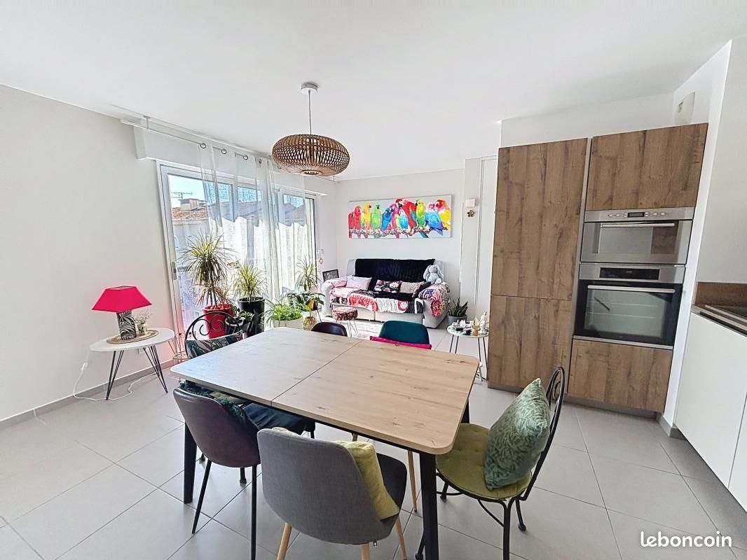 Appartement 2 pièces 53 m² · à Saint-Raphaël · 53 m² · 323 000 €