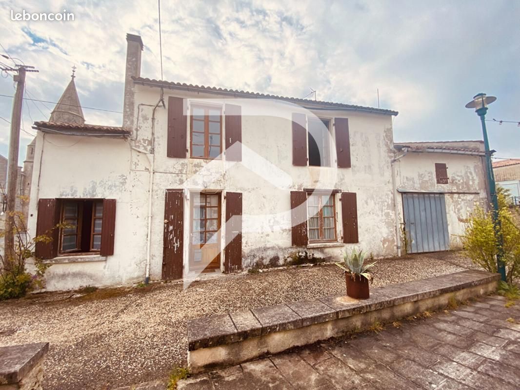 Maison de village 4 pièces 140 m² - Surgères 17700 (image principale 10)