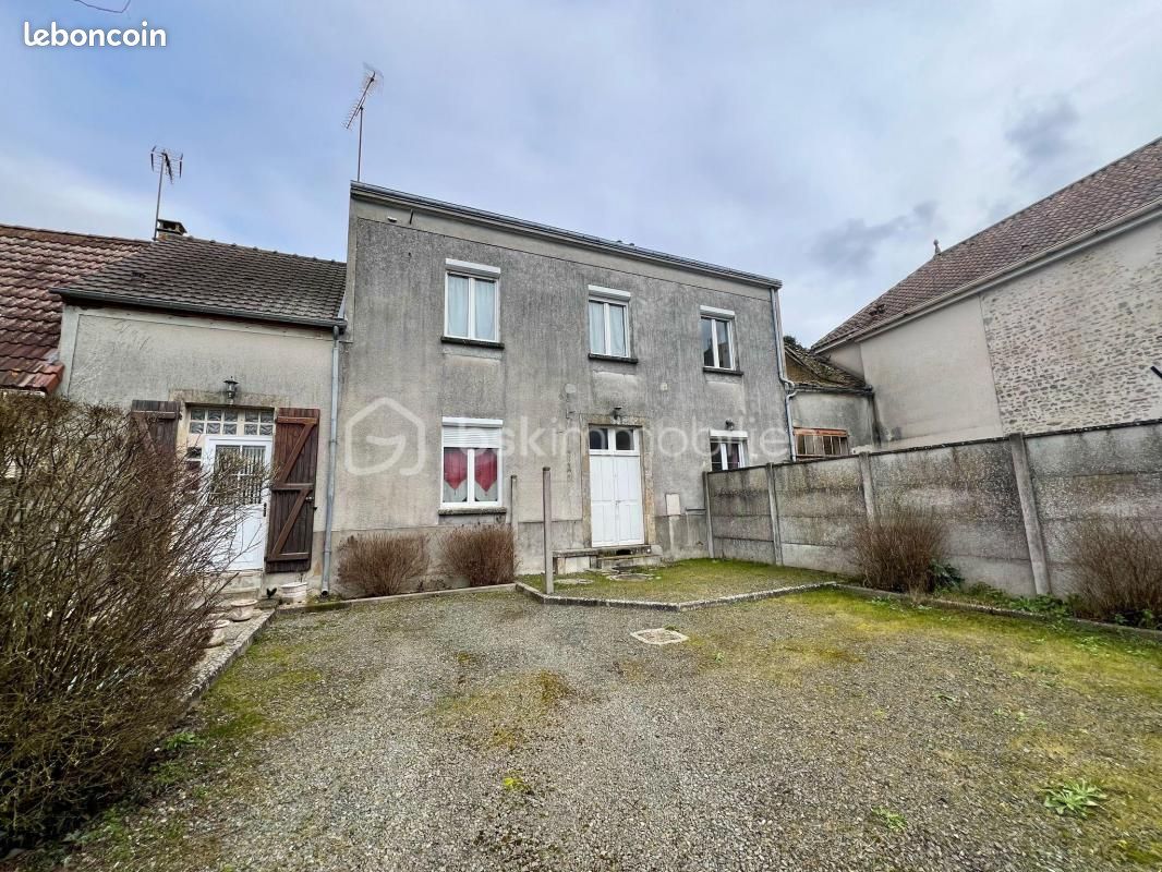 Immeuble 6 pièces 120 m² · à Étampes · 120 m² · 199 000 €
