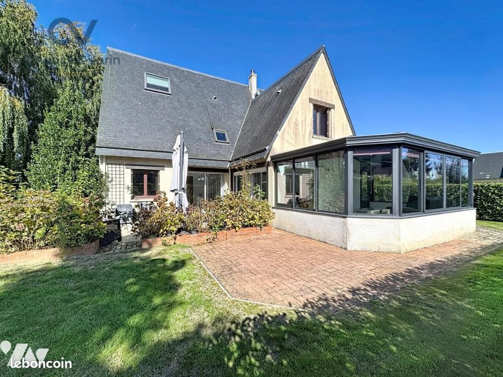 Maison 7 pièces 165 m² · à Saint-Gatien-des-Bois · 165 m² · 427 000 €