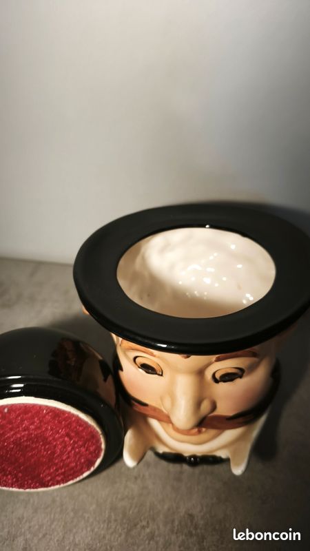 Pot à tabac ou autre original en céramique année 60 (image 2)