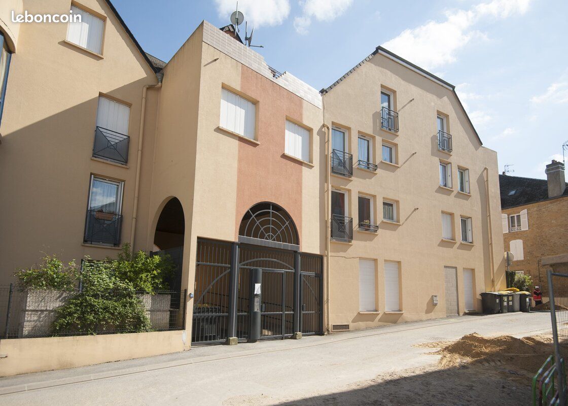 Appartement 4 pièces 77 m² · à Charleville-Mézières · 77 m² · 616 €