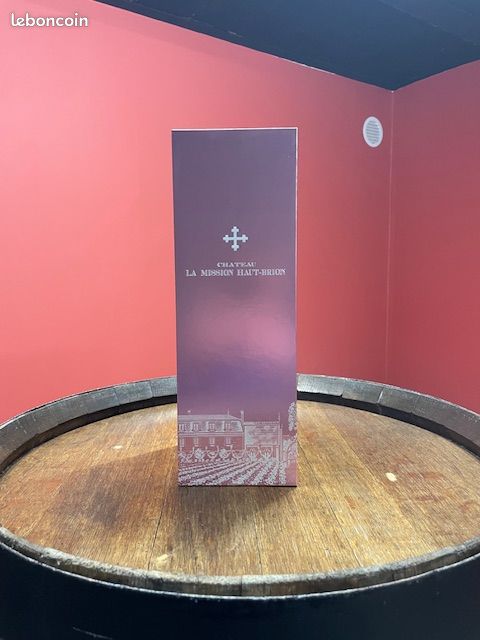 Vin Grand Cru Chateau Mission Haut Brion 2018 (image 2)
