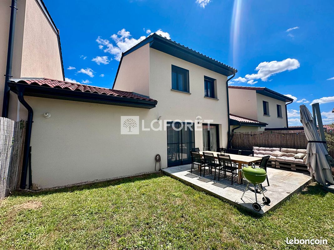 Maison 5 pièces 92 m² · à Mionnay · 92 m² · 345 000 €