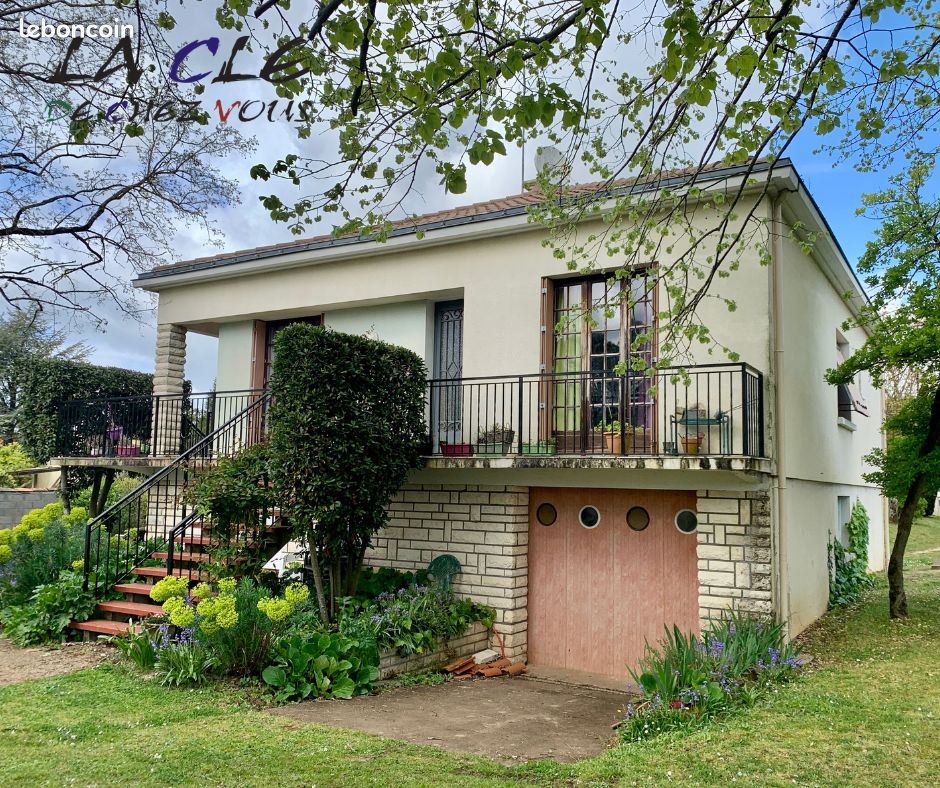 Maison 5 pièces 133 m² · à Benet · 133 m² · 132 500 €