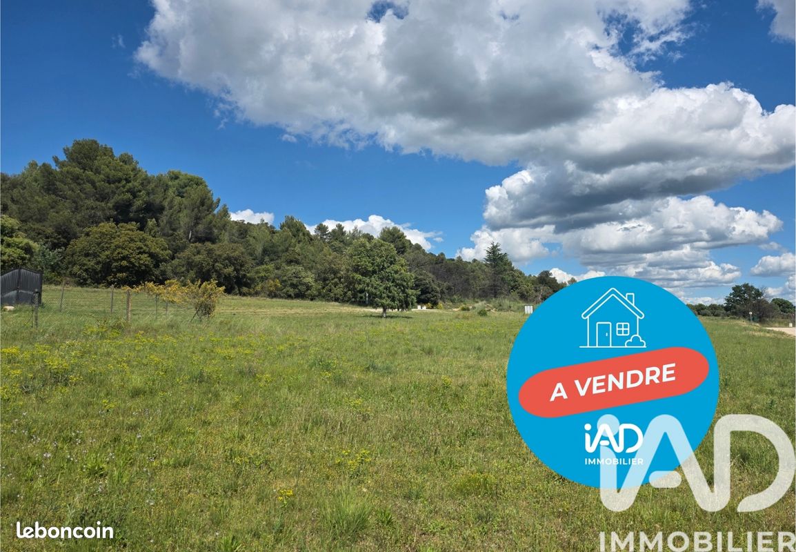 Terrain 668 m² · à Vinon-sur-Verdon · 668 m² · 140 000 €
