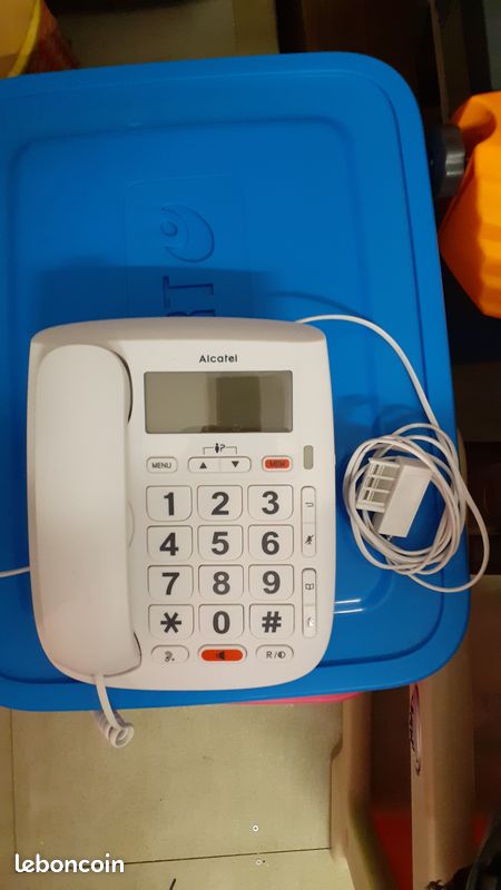 Telephone grosses touches pour personnes agees (image 1)