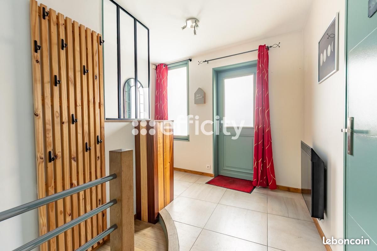 Maison 6 pièces 133 m² · à Crépy-en-Valois · 133 m² · 319 000 €