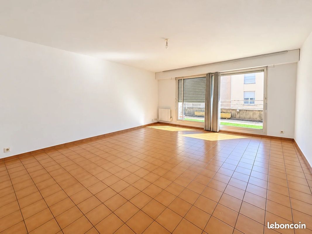 Appartement 3 pièces 76 m² · à Bordeaux · 76 m² · 1 176 €/mois