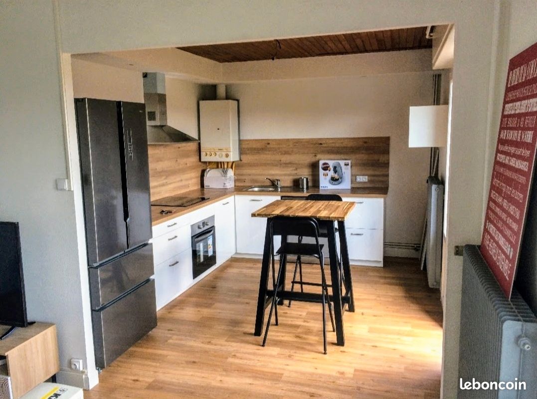 Appartement 6 pièces 90 m² · à Belfort · 90 m² · 350 €