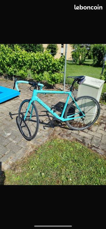 Vélos COLNAGO et BIANCHI (image 2)