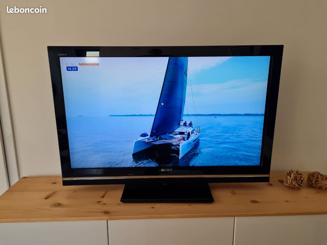 Téléviseur SONY 46' (image 2)
