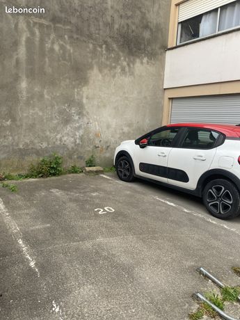 BORDEAUX St Genés Pkg plein ciel 12 m2 à 18 000 euros HAI