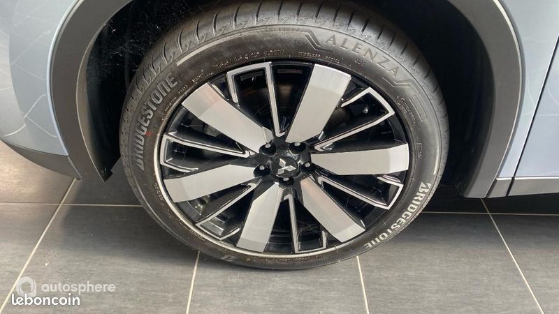 Mitsubishi Outlander 2.4 PHEV 306ch Intense 4WD (image 20)