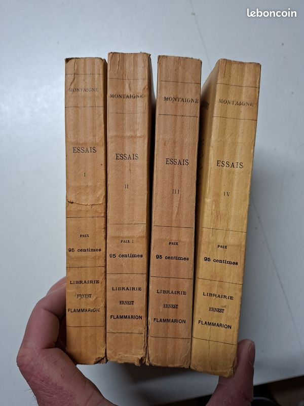 A9 Montaigne Les Essais Flammarion 4 tomes complets Meilleurs auteurs classiques (image 1)