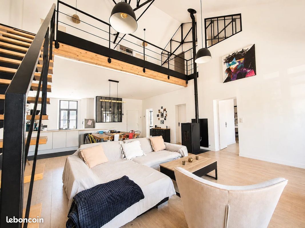 Maison 8 pièces 189 m² · à Jarnac · 189 m² · 265 000 €