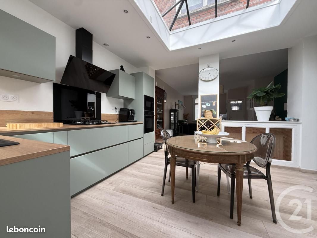 Maison 5 pièces 105 m² · à Wasquehal · 105 m² · 385 000 €