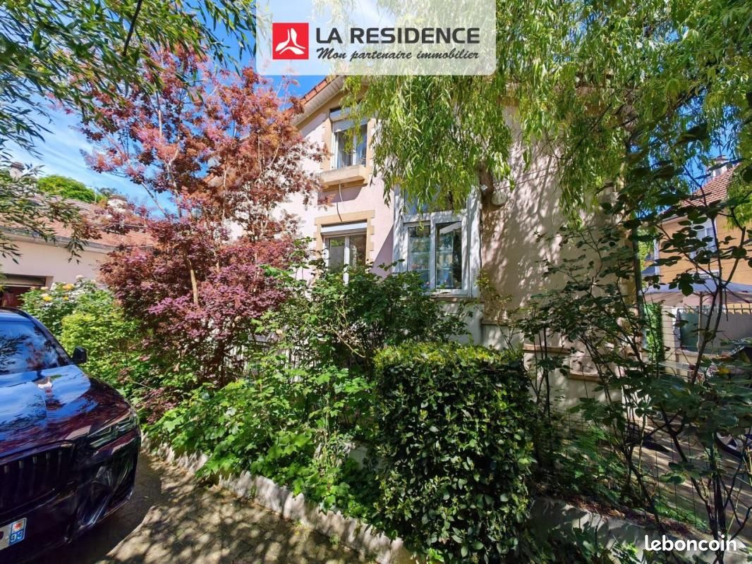 Maison 6 pièces 170 m² · à Saint-Denis · 170 m² · 400 000 €