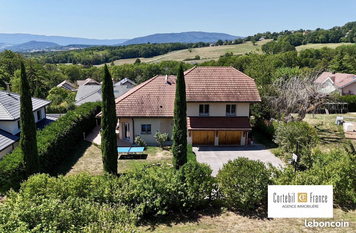 Maison 5 pièces 130 m² · à Copponex · 130 m² · 749 000 €