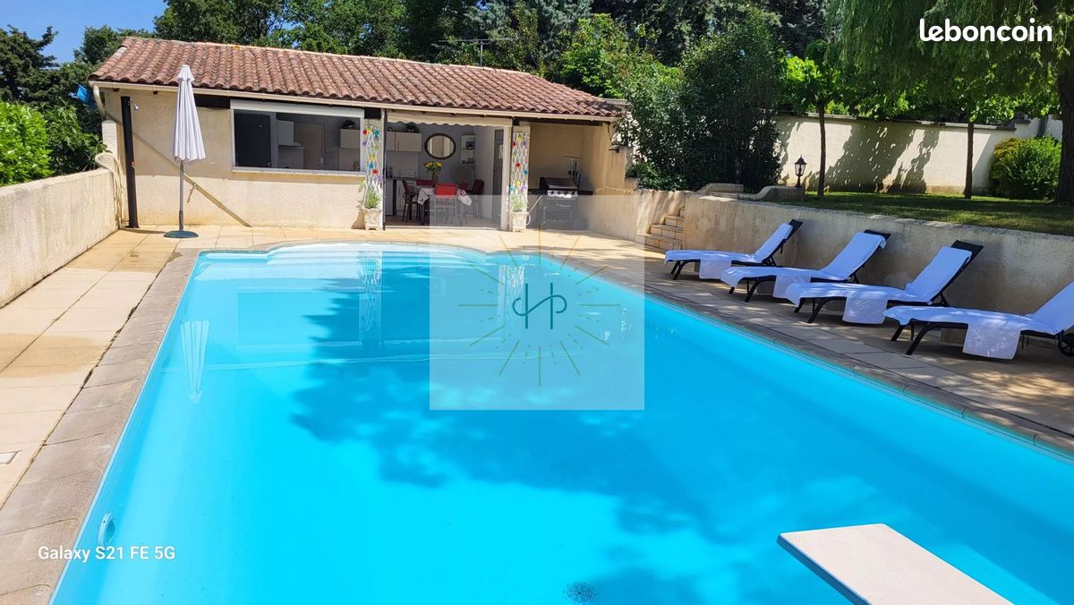 Maison 7 pièces 172 m² · à Montélimar · 172 m² · 398 000 €