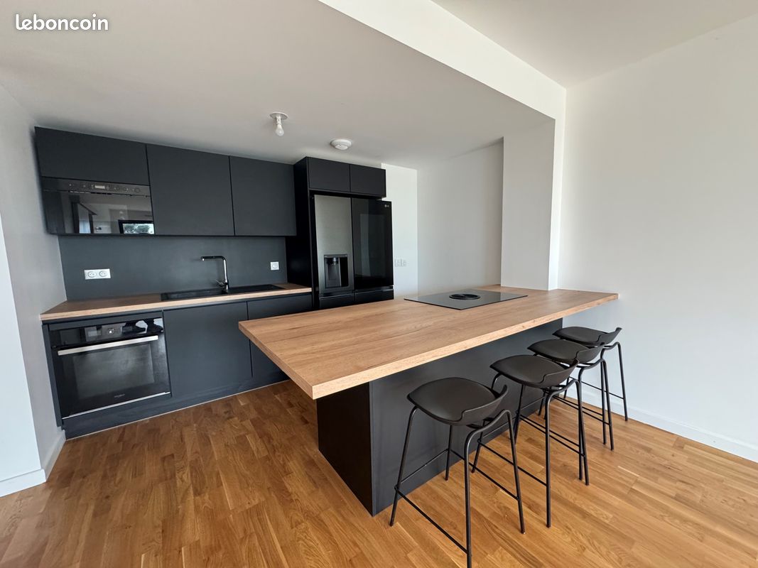 Appartement 2 pièces 55 m² · à Saint-Cyr-au-Mont-d'Or · 55 m² · 880 €