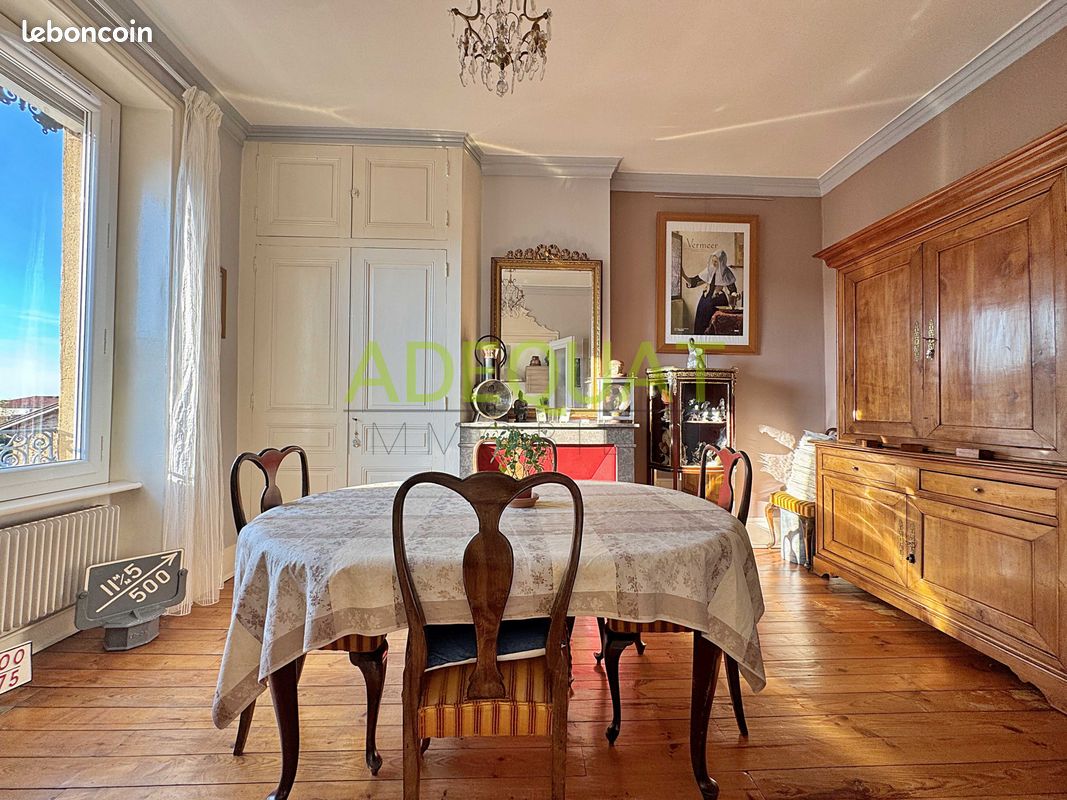 Appartement 4 pièces 100 m² · à Bourgoin-Jallieu · 100 m² · 219 000 €